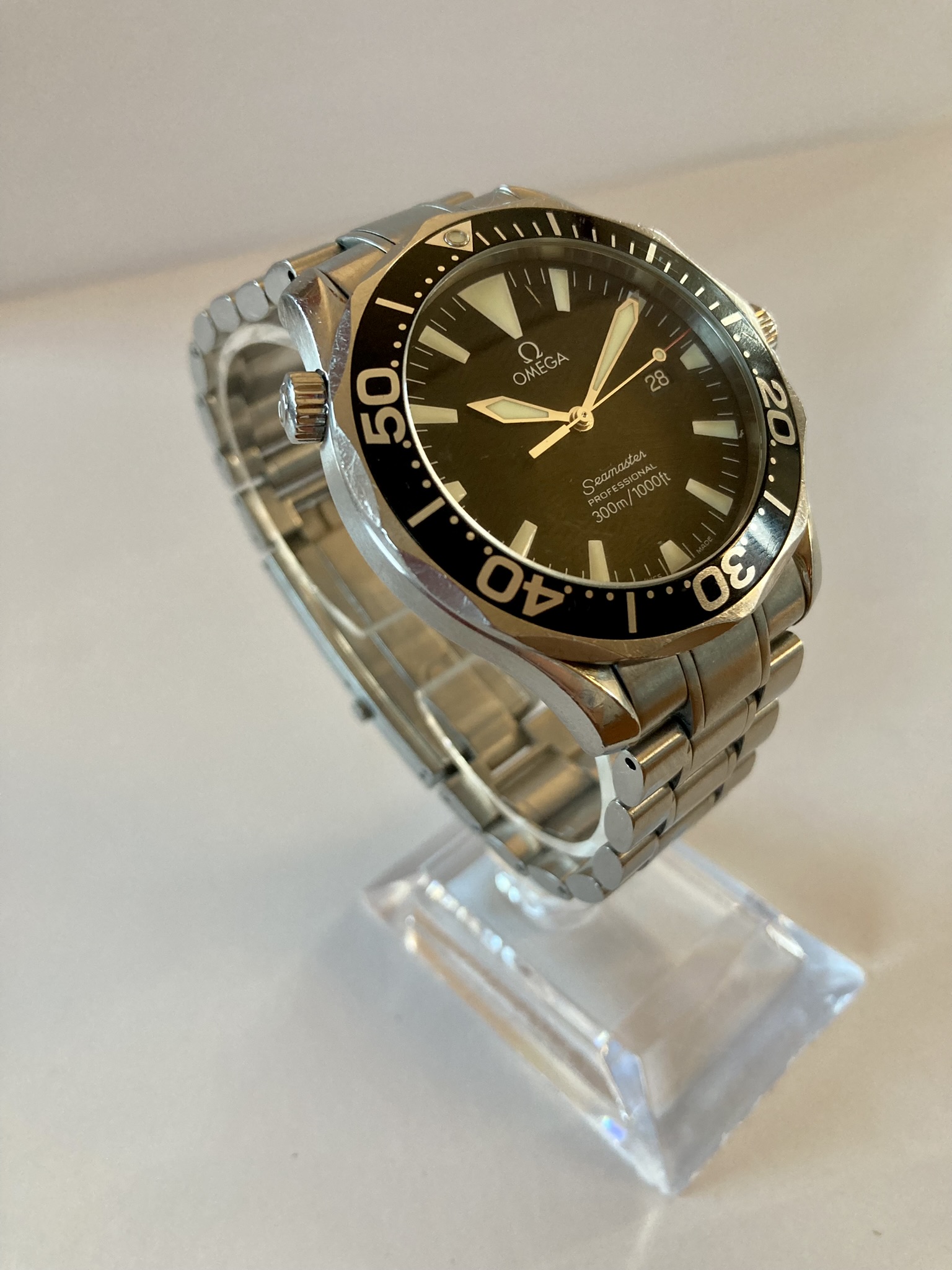 Sell Omega Seamaster watch in Algete