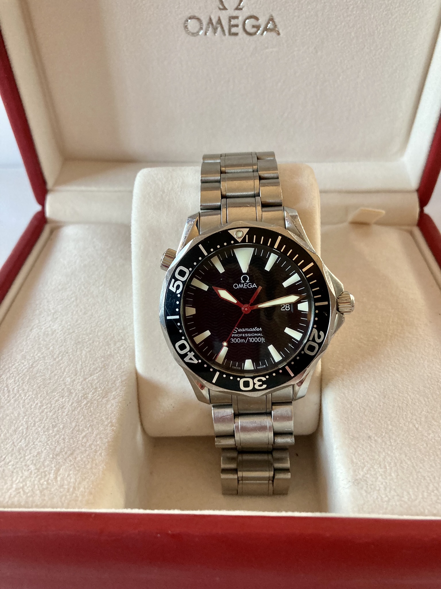 Sell omega seamaster watch in Melilla
