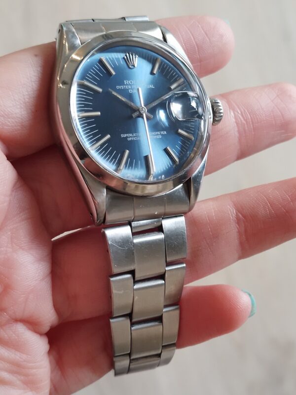 Rolex Oyter Perpetual Date Blue Sigma Dial - Fine and Rare - 1972