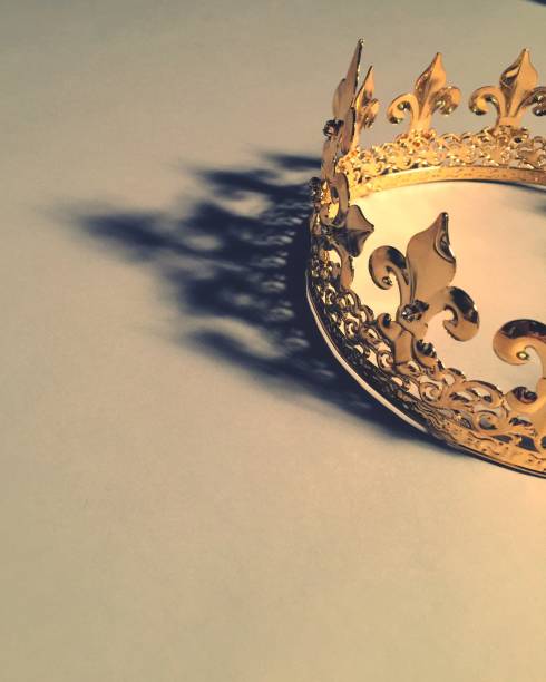 We give you the best possible appraisal of crowns in Spain.